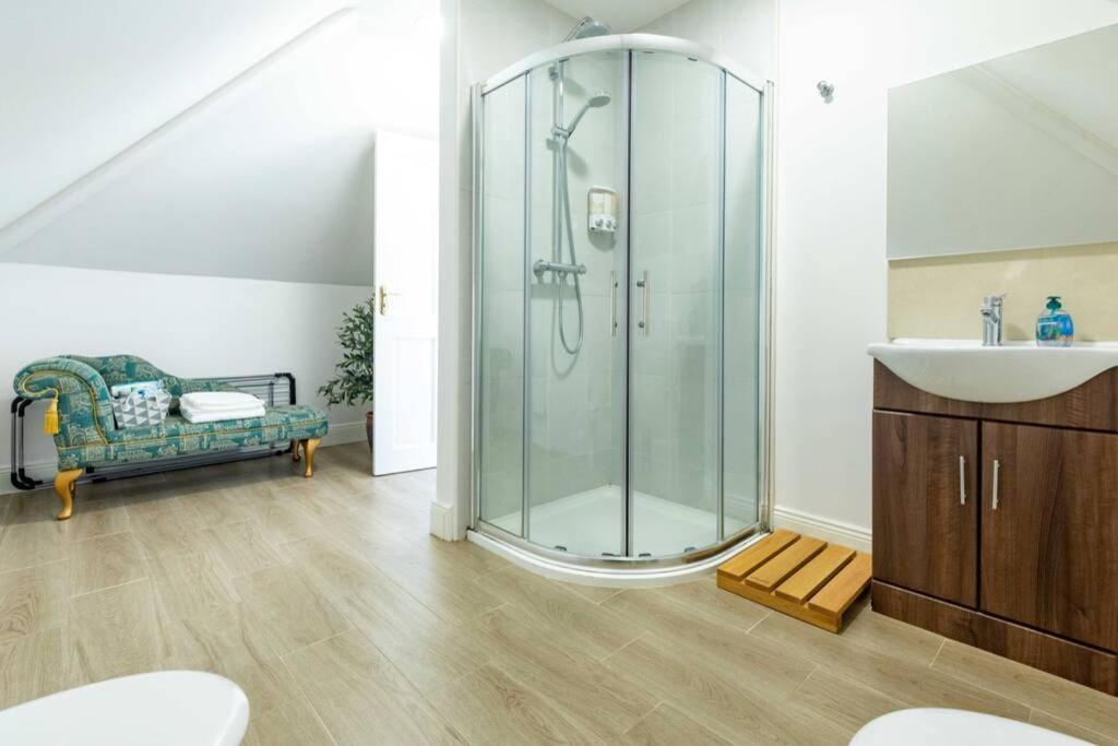 The Jerpoint Apartment Томастаун Экстерьер фото